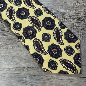 Vintage Christian Dior Monsieur Tie Yellow Silk Paisley Medallion Print USA Made